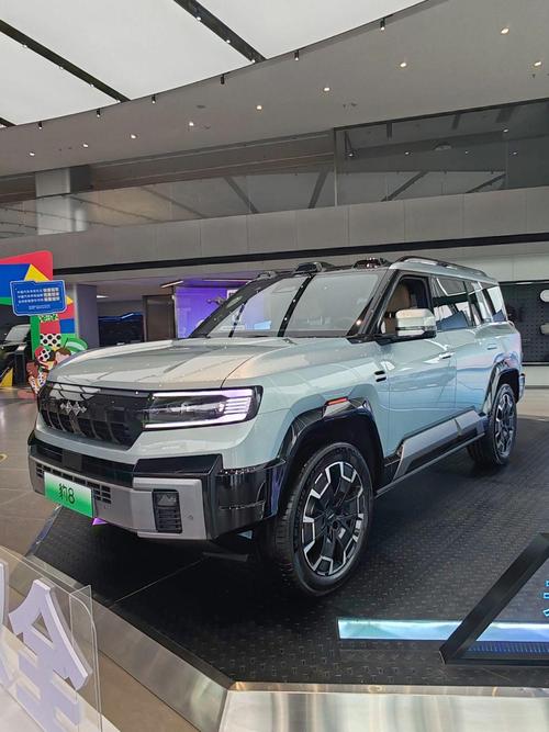 佛山339比亚迪方程豹硬派越野的爆款，英菲尼迪35周年与你共成长